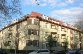 Wohngebäude an der Königswinterstraße in Berlin